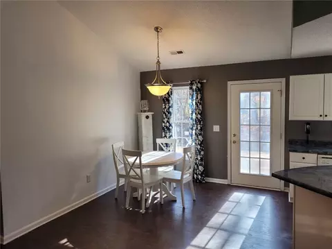 106 S Spring St, Central, SC 29630 photo 6