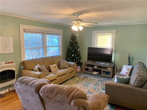 12 Park Ave, Honea Path, SC 29654 photo 3
