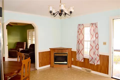 154 Oak Grove Rd, Central, SC 29630 photo 4