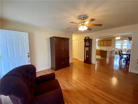 410 Wesley Ct, Starr, SC 29684 photo 4