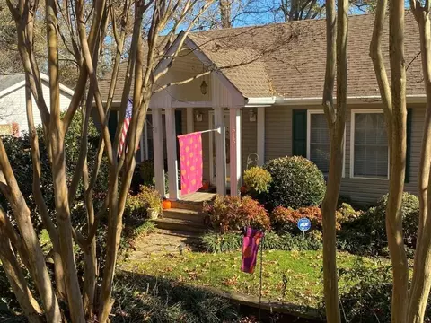 513 Odom Rd, Easley, SC 29642 photo 3