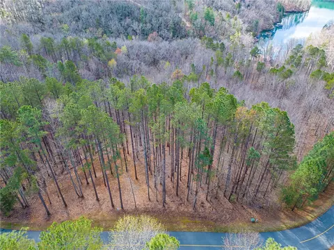 131 Saranac Dr, Sunset, SC 29685