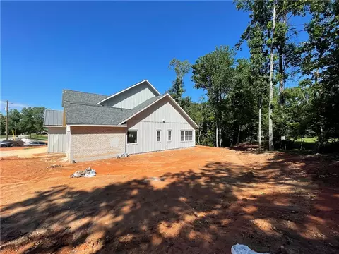 407 Clemson St, Clemson, SC 29631 photo 4