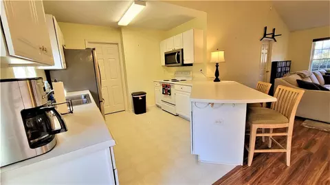 116 Arbors Ct, Central, SC 29630 photo 9
