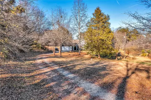 142 Childs Dr, Sunset, SC 29685 photo 7