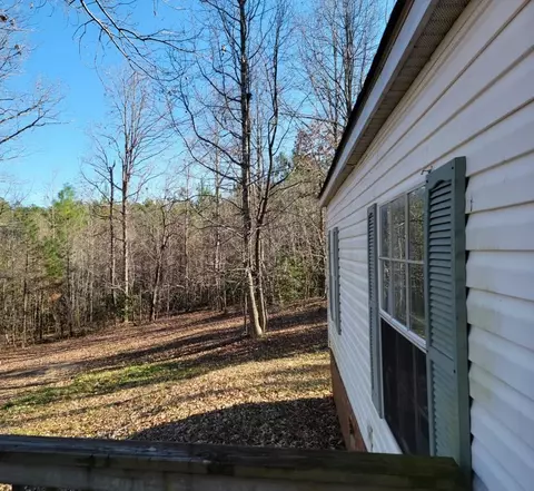 201 Ballard Rd, Honea Path, SC 29654 photo 5