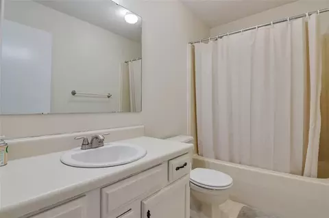 104 Mckell Ct, Easley, SC 29640 photo 36