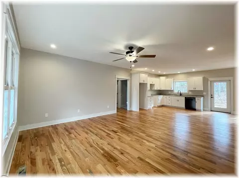 106 Timberlane Dr, Walhalla, SC 29691 photo 5