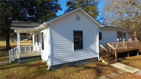 30 Parker St, Williamston, SC 29697 photo 3