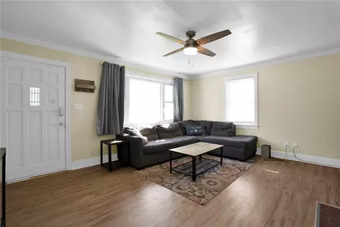 5 E Washington Cir, Honea Path, SC 29654 photo 2