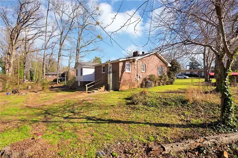 5 E Washington Cir, Honea Path, SC 29654 photo 20