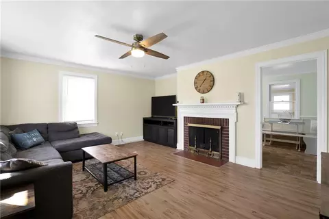 5 E Washington Cir, Honea Path, SC 29654 photo 3