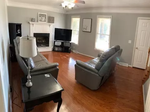 200 Luke Ct, Easley, SC 29640 photo 4