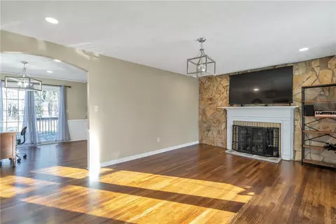 26 Knight St, Williamston, SC 29697 photo 11