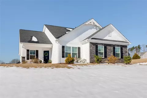 123 Coppermine Dr, Easley, SC 29642 photo 2