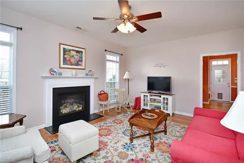 147 Rounded Wing Dr, Easley, SC 29642 photo 5