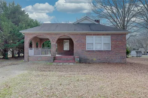 325 N Main St, Honea Path, SC 29654 photo 1