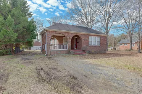 325 N Main St, Honea Path, SC 29654 photo 4