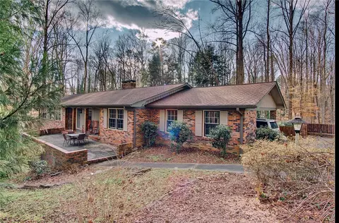 211 Lakeside Dr, Walhalla, SC 29691 photo 39