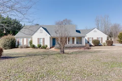 18 Vanessa Rae Ln, Pendleton, SC 29670 photo 1