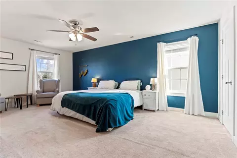 136 Thames Valley Dr, Easley, SC 29642 photo 5