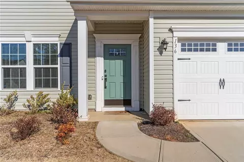 136 Thames Valley Dr, Easley, SC 29642 photo 6