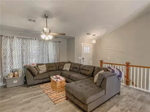 306 Arrowood Ct, Seneca, SC 29672 photo 4