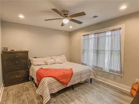 306 Arrowood Ct, Seneca, SC 29672 photo 9