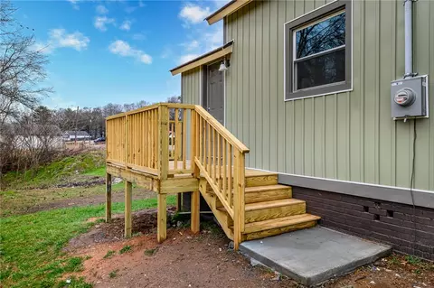 511 King St, Easley, SC 29640 photo 3