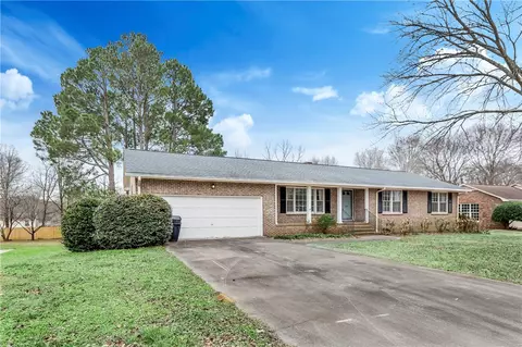 1204 Hanover Rd, Anderson, SC 29621 photo 2