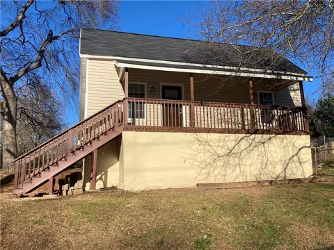 201 Barton St, Easley, SC 29640 photo 1