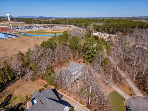 147 Steppingstone Way, Central, SC 29630 photo 2
