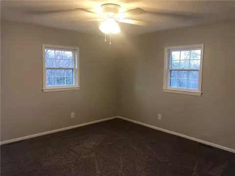 206 E North 5th St, Seneca, SC 29678 photo 10