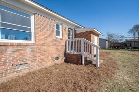 111 G St, Williamston, SC 29697 photo 22