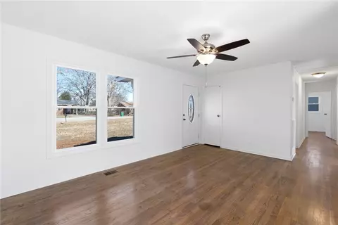 111 G St, Williamston, SC 29697 photo 6