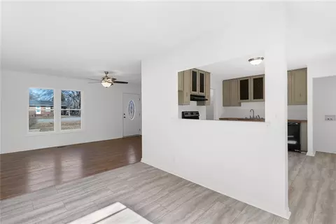 111 G St, Williamston, SC 29697 photo 9