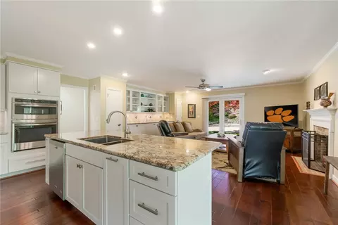504 Bentbrook Ln, Clemson, SC 29631 photo 6