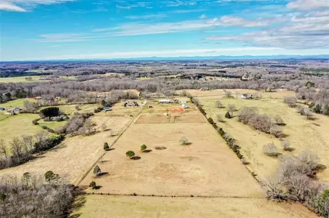 6618 Midway Rd, Williamston, SC 29697 photo 2