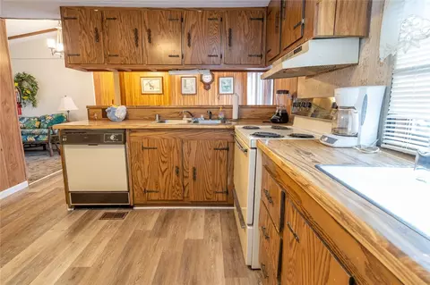 271 Shaw Rd, Lowndesville, SC 29659 photo 4