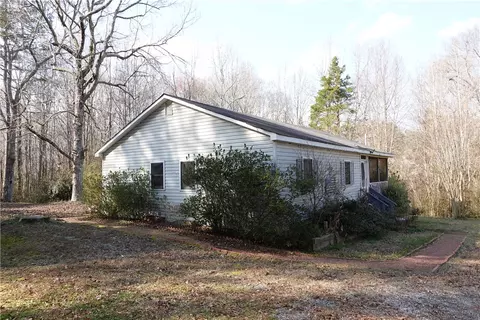 1607 Sexton Gin Rd, Starr, SC 29684 photo 8