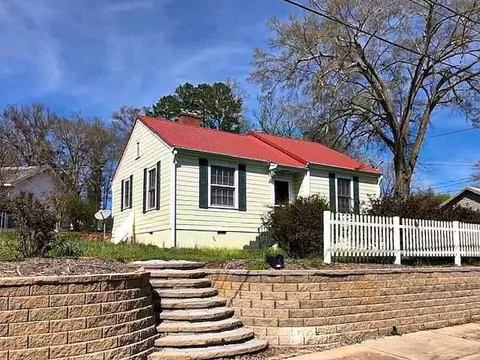 715 E Orr St, Anderson, SC 29621 photo 1