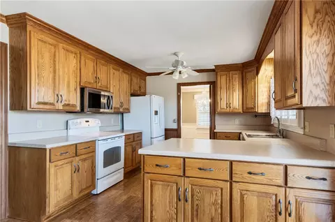 1210 Hanover Rd, Anderson, SC 29621 photo 11