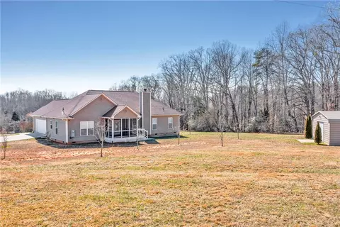 213 Garren Rd, Easley, SC 29640 photo 23