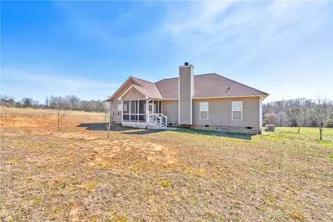 213 Garren Rd, Easley, SC 29640 photo 2