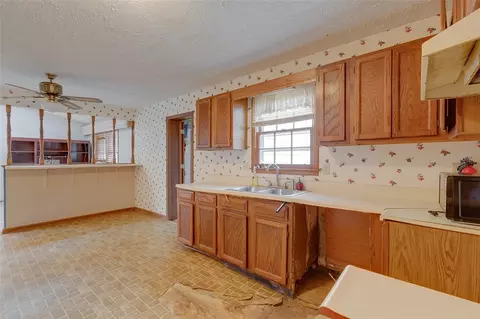 121 Harvey Rd, Central, SC 29630 photo 6