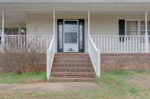 121 Harvey Rd, Central, SC 29630 photo 4
