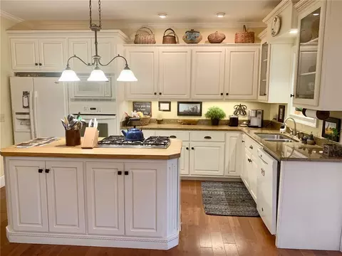 225 Morgan Dr, Central, SC 29630 photo 15
