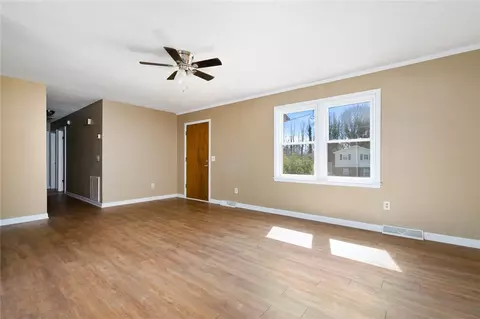 503 Spring Forest Dr, Central, SC 29630 photo 8