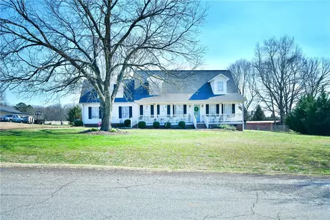 117 Del Riso Cir, Easley, SC 29642 photo 2