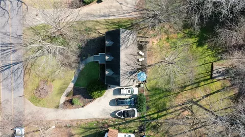 198 Heather Drive Dr, Central, SC 29630 photo 3